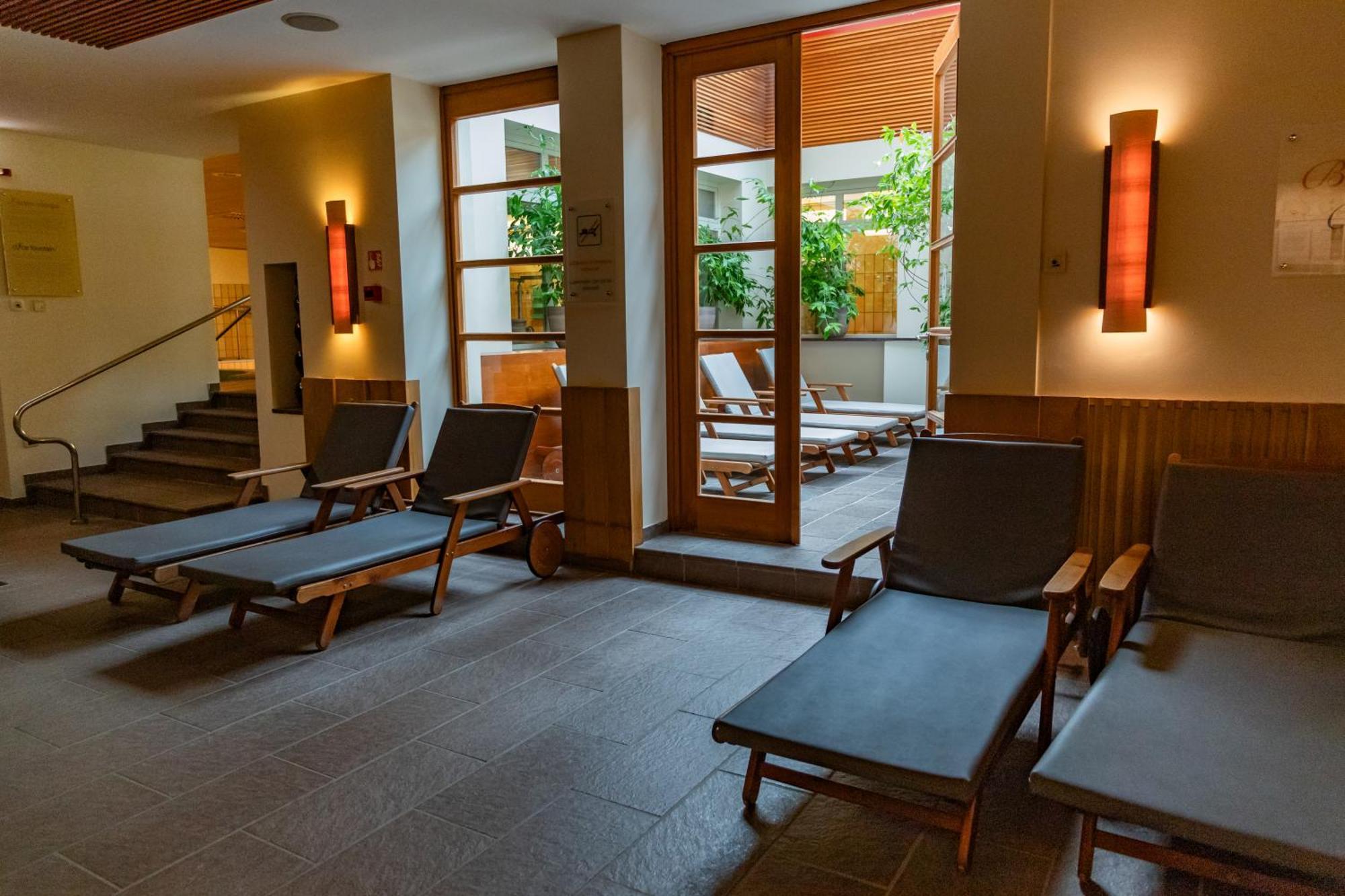 Hotel Vitarium Superior - Terme Krka シュマリェシュケ・トプリツェ エクステリア 写真
